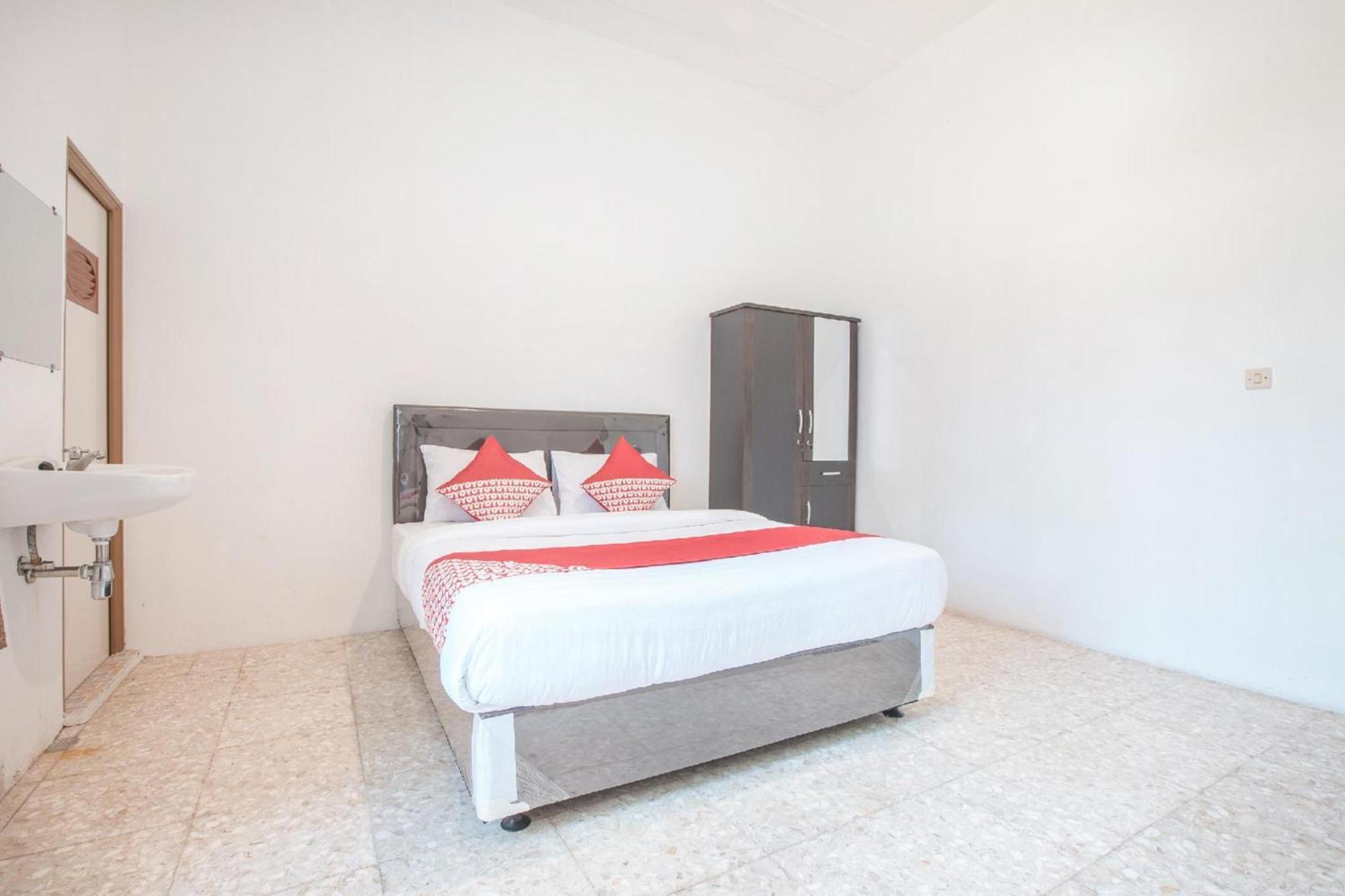 Capital O 332 Residence G17 Kemang Jakarta Kültér fotó