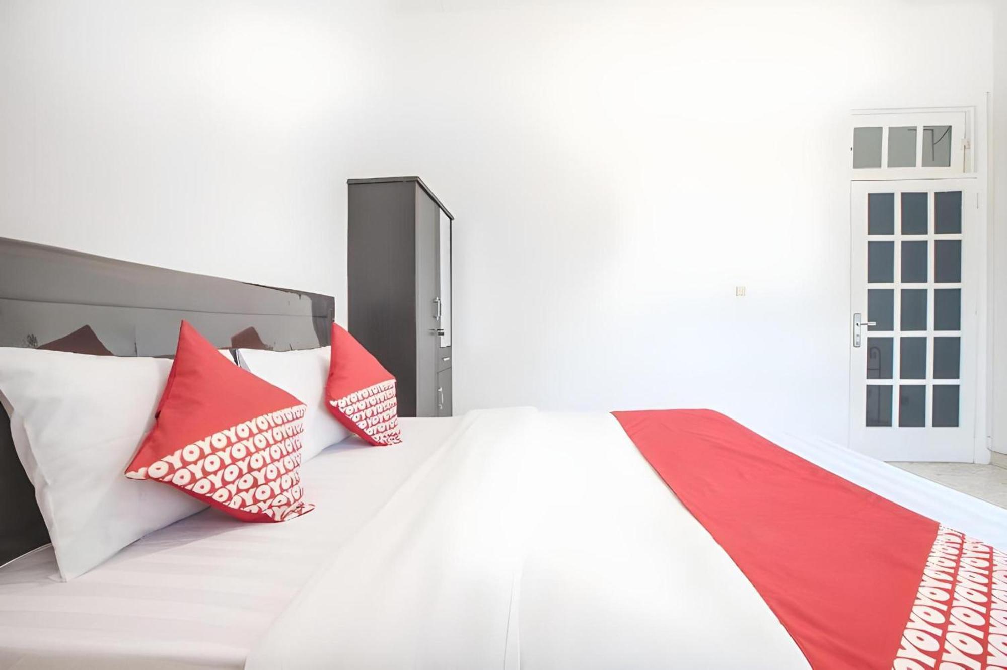 Capital O 332 Residence G17 Kemang Jakarta Kültér fotó