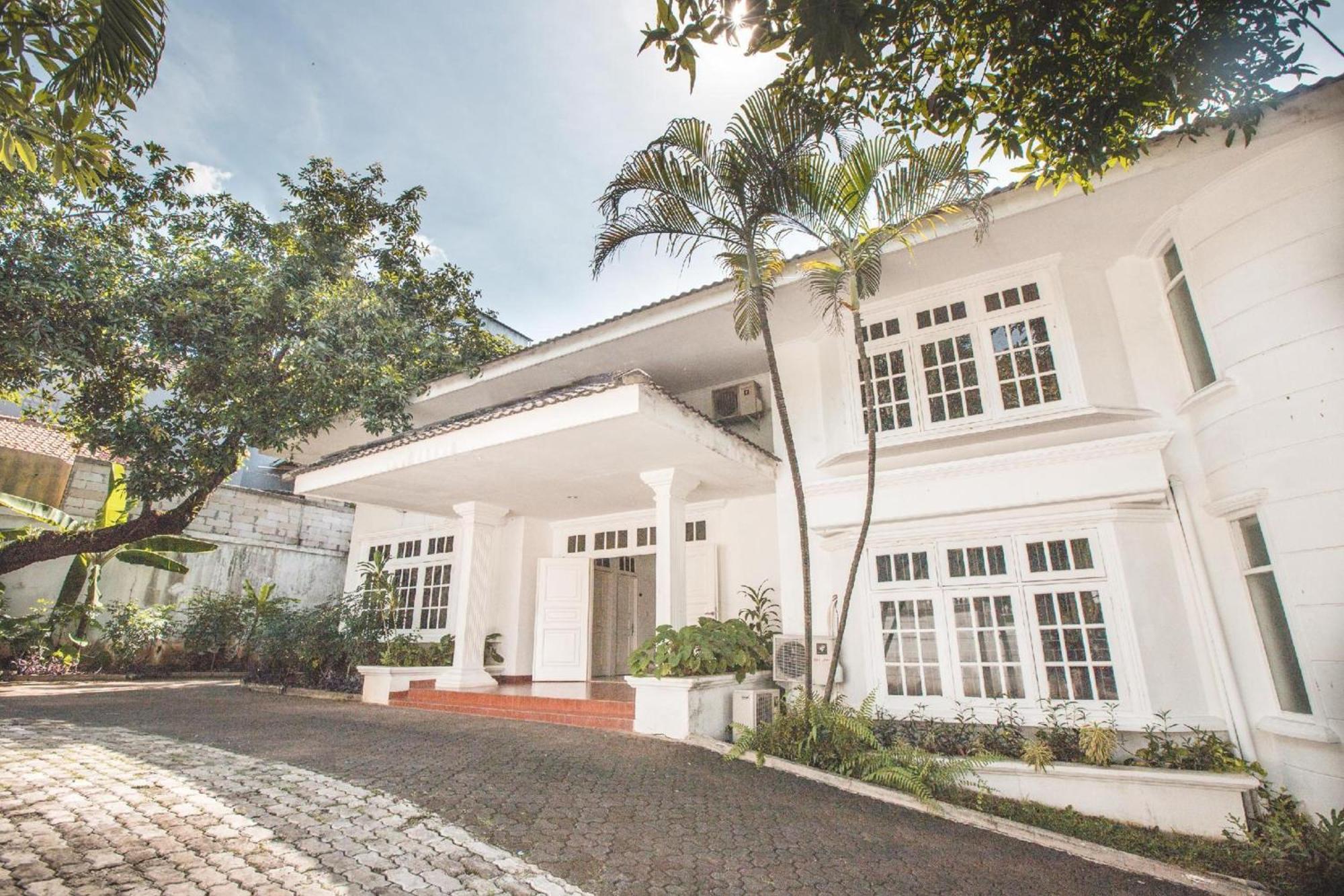 Capital O 332 Residence G17 Kemang Jakarta Kültér fotó